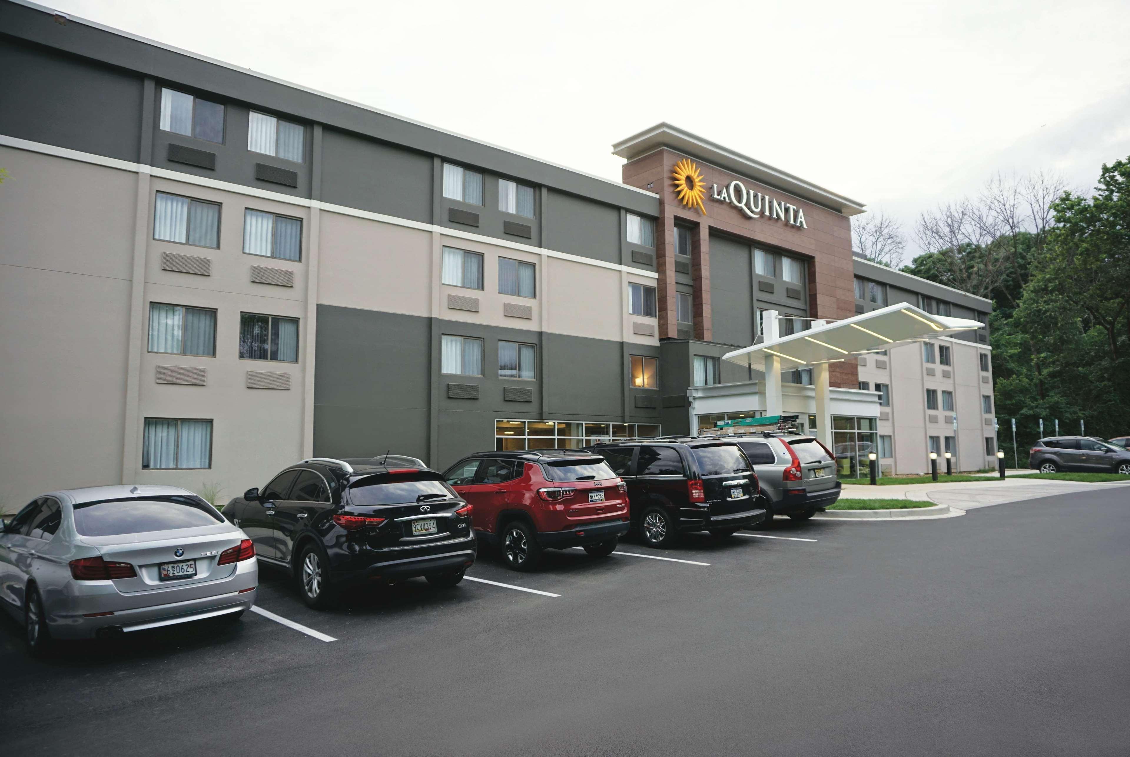 La Quinta Inn & Suites By Wyndham Columbia / Fort Meade Jessup Exterior photo